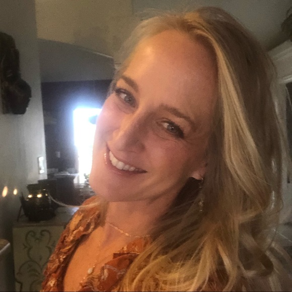 Meet your Posher, Audry - Picture 12 of 16